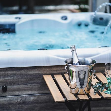 O Rethel Jacuzzi, Gite Ardennes Екстериор снимка